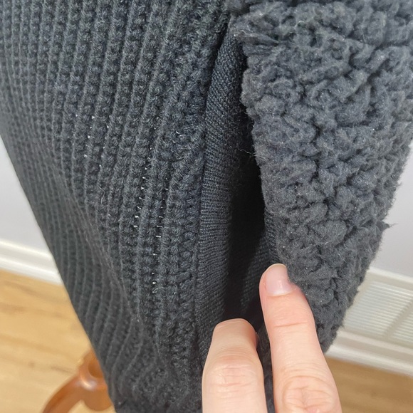 NWOT Soft Surroundings Faux Fur Sweater Vest - Picture 4 of 8